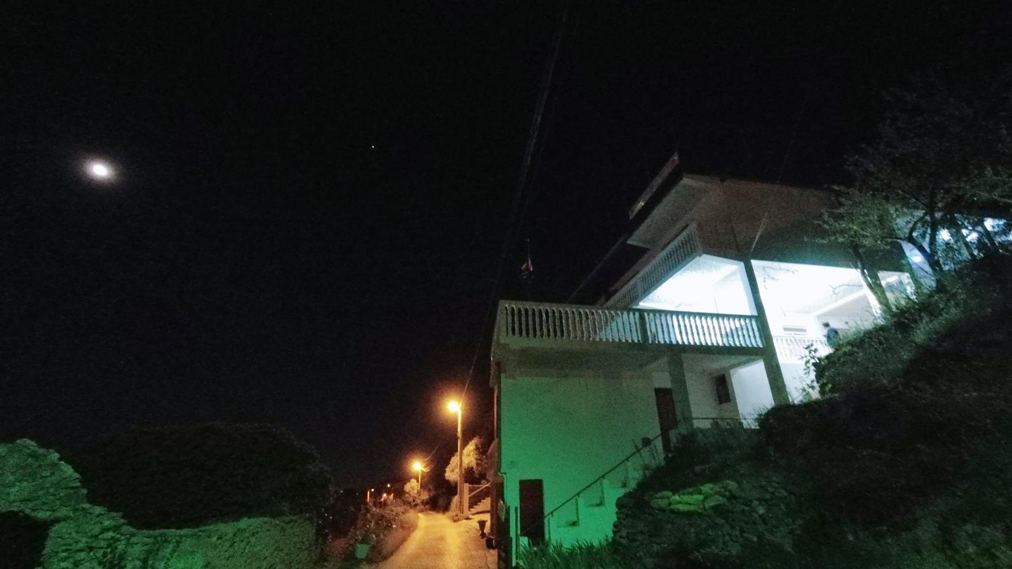 Green Moonlight Улцинь Экстерьер фото